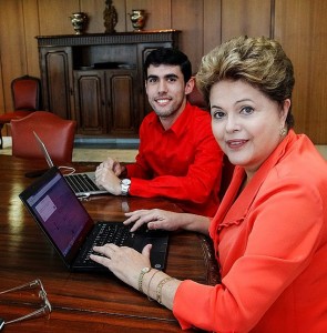 Presidente Dilma com Dilma Bolada
