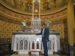 Padre Carlos Eduardo Tibério na Catedral Metropolitana de São Sebastião