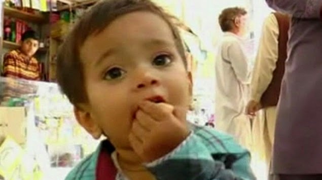 Bebê é acusado de tentativa de assassinato no Paquistão