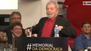 Em discurso, Lula brinca com redução da velocidade e ciclovias de Haddad